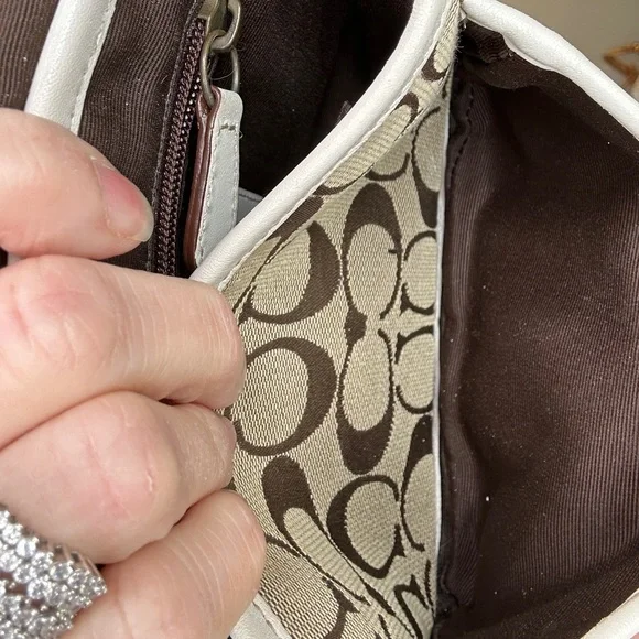 Coach Signature Turnlock Flap Crossbody Bag Khaki Brown White Trim Y2K 2007 - Picture 5 of 12